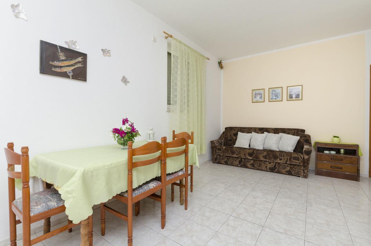 Apartments Helena Ivan Dolac Esterno foto